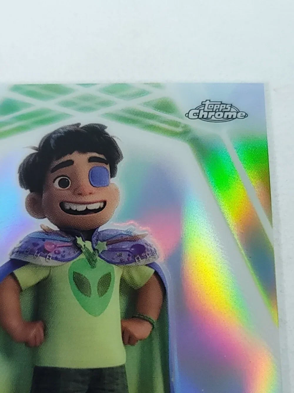 Elio Solis Topps 2026 Disney Neon Holo Chrome Refractor Limited 011/199 CNE